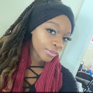 Meet your Posher, Katera